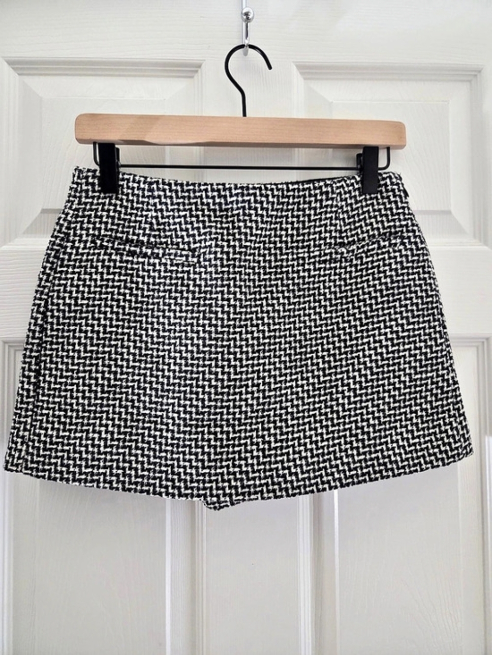 Zara Geometric High Waist Skorts in Black & White Size Small